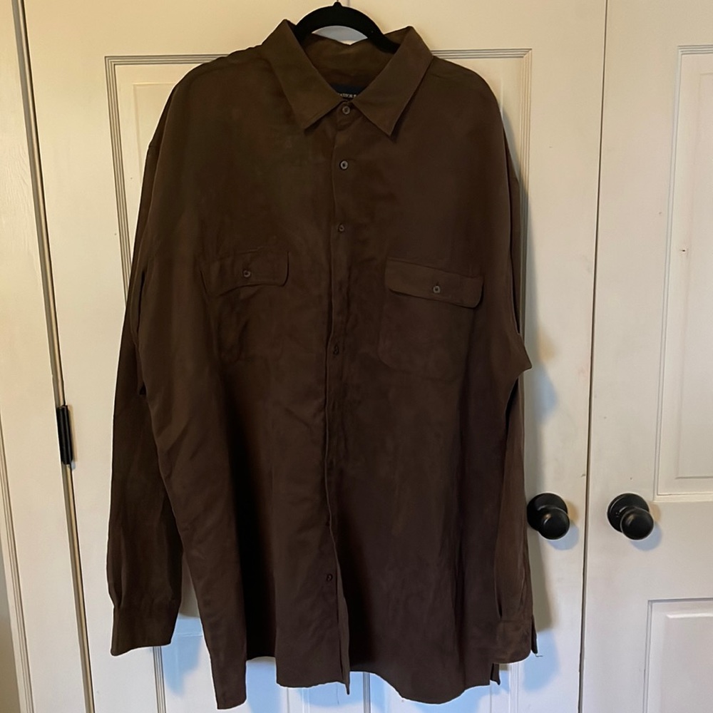 Big and tall!  Suede feel long sleeved over shirt with straight hem at bottom.